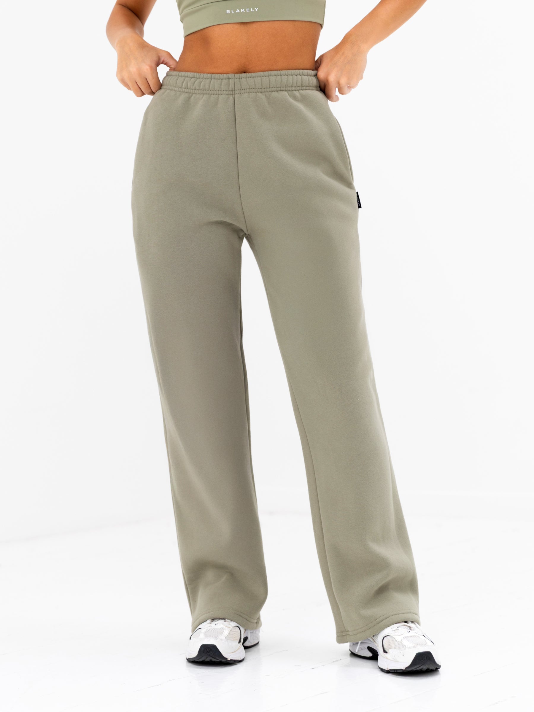 Isabel Wide Leg Sweatpants - Olive