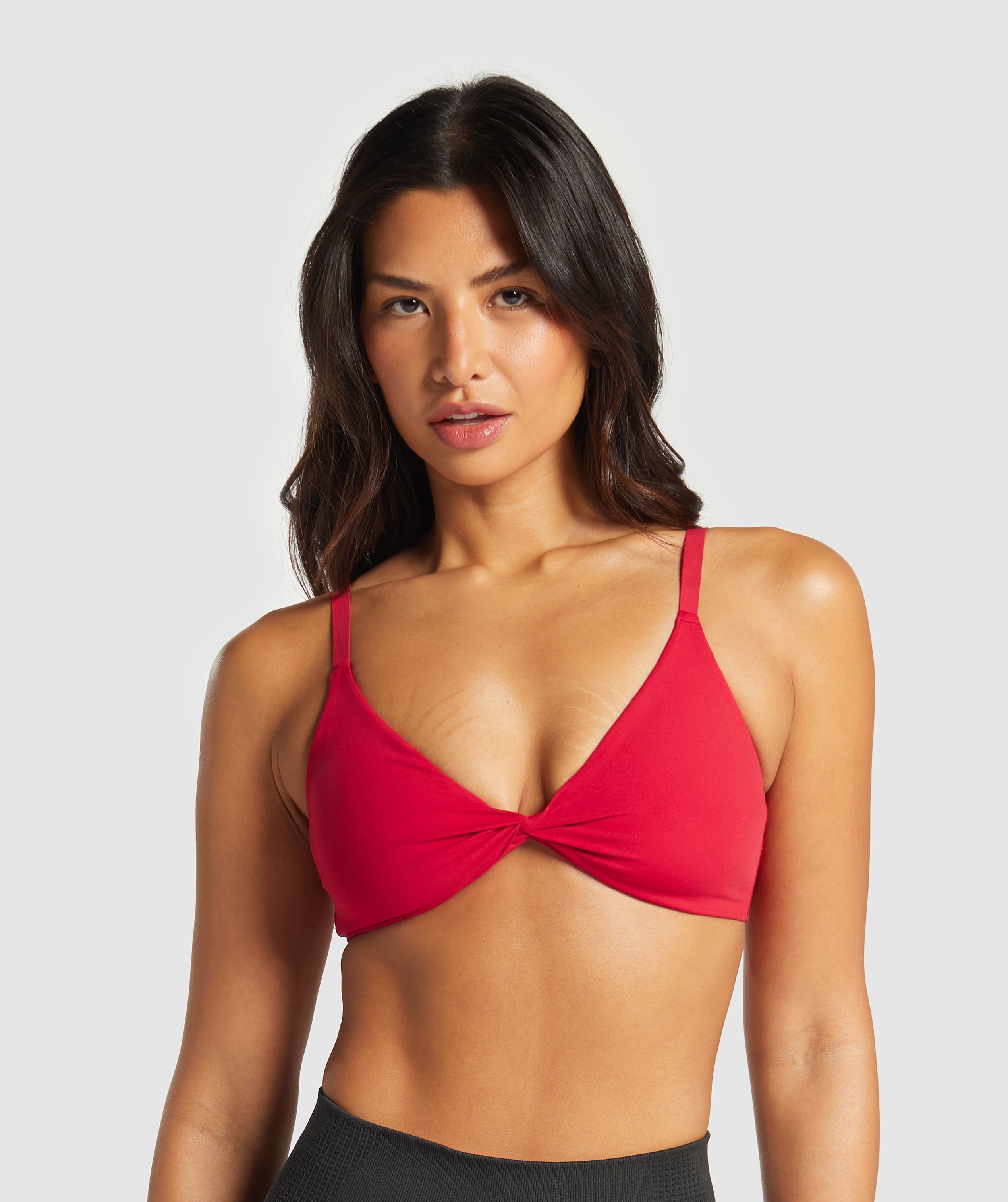 Gymshark Twist Front Bralette - Carmine Red