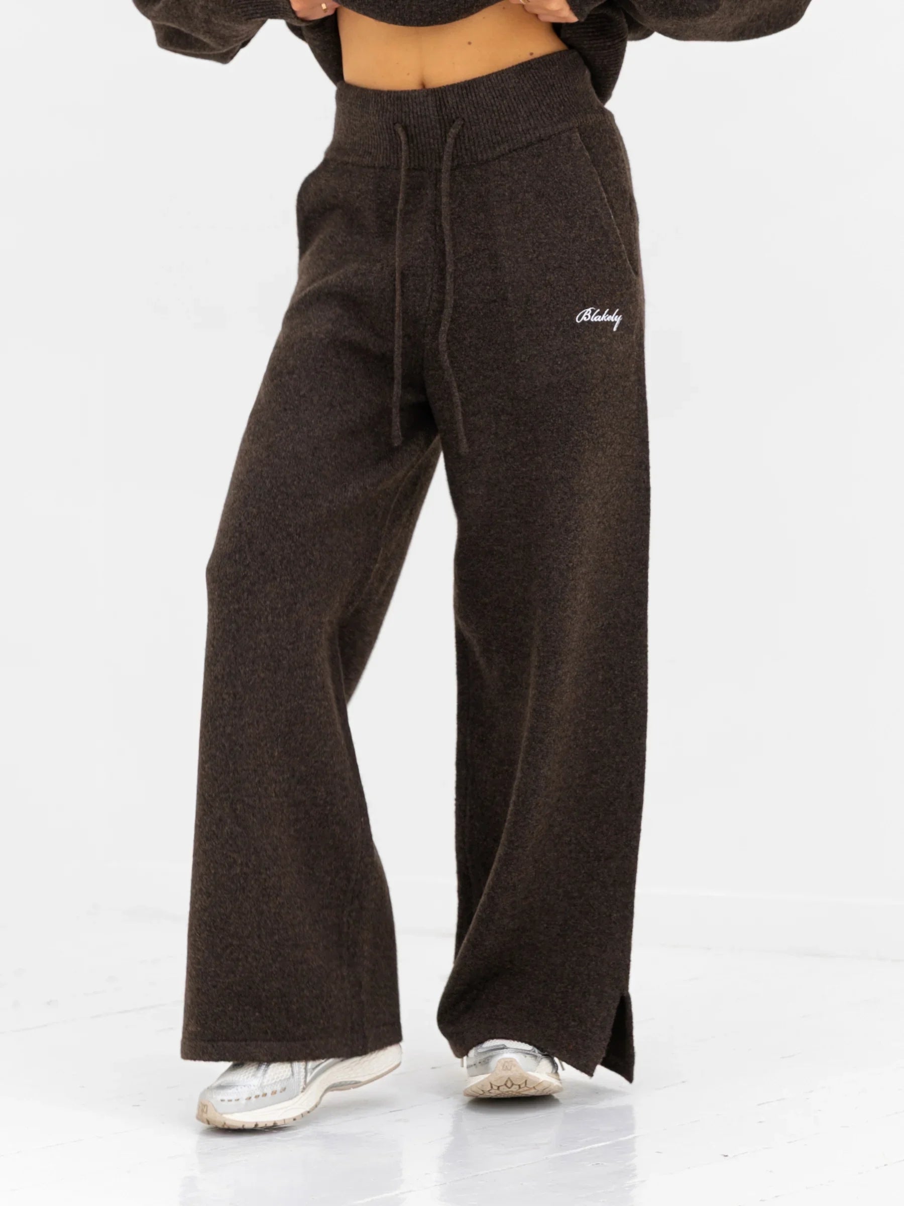 Knitted Wide Leg Sweatpants - Chocolate Brown