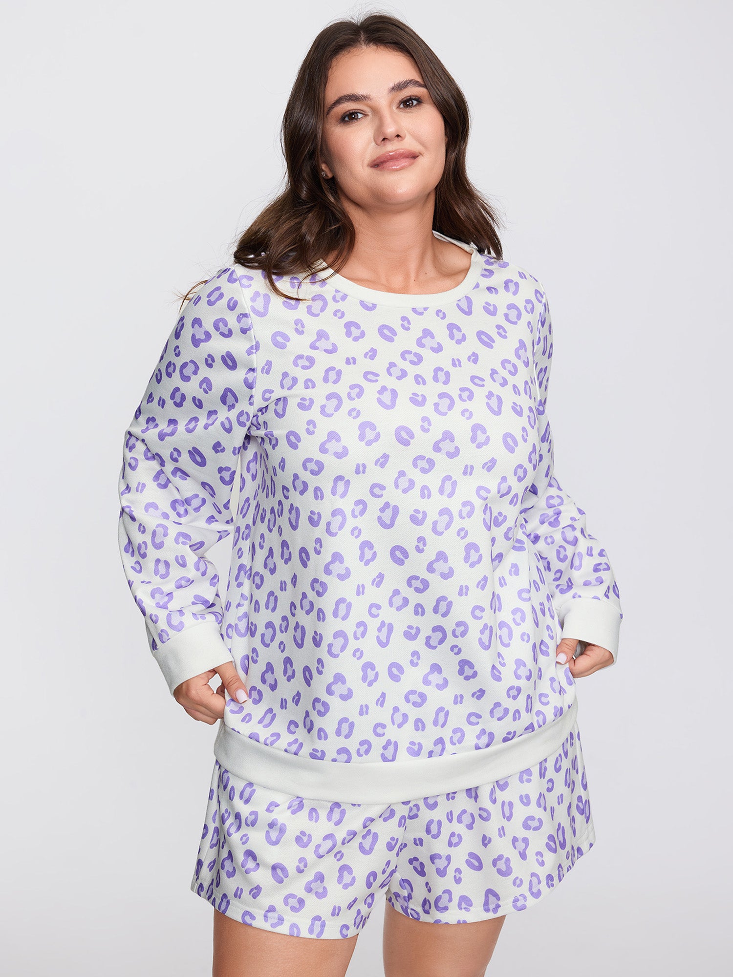 Cozy Leopard Print Contrast Loungewear Set