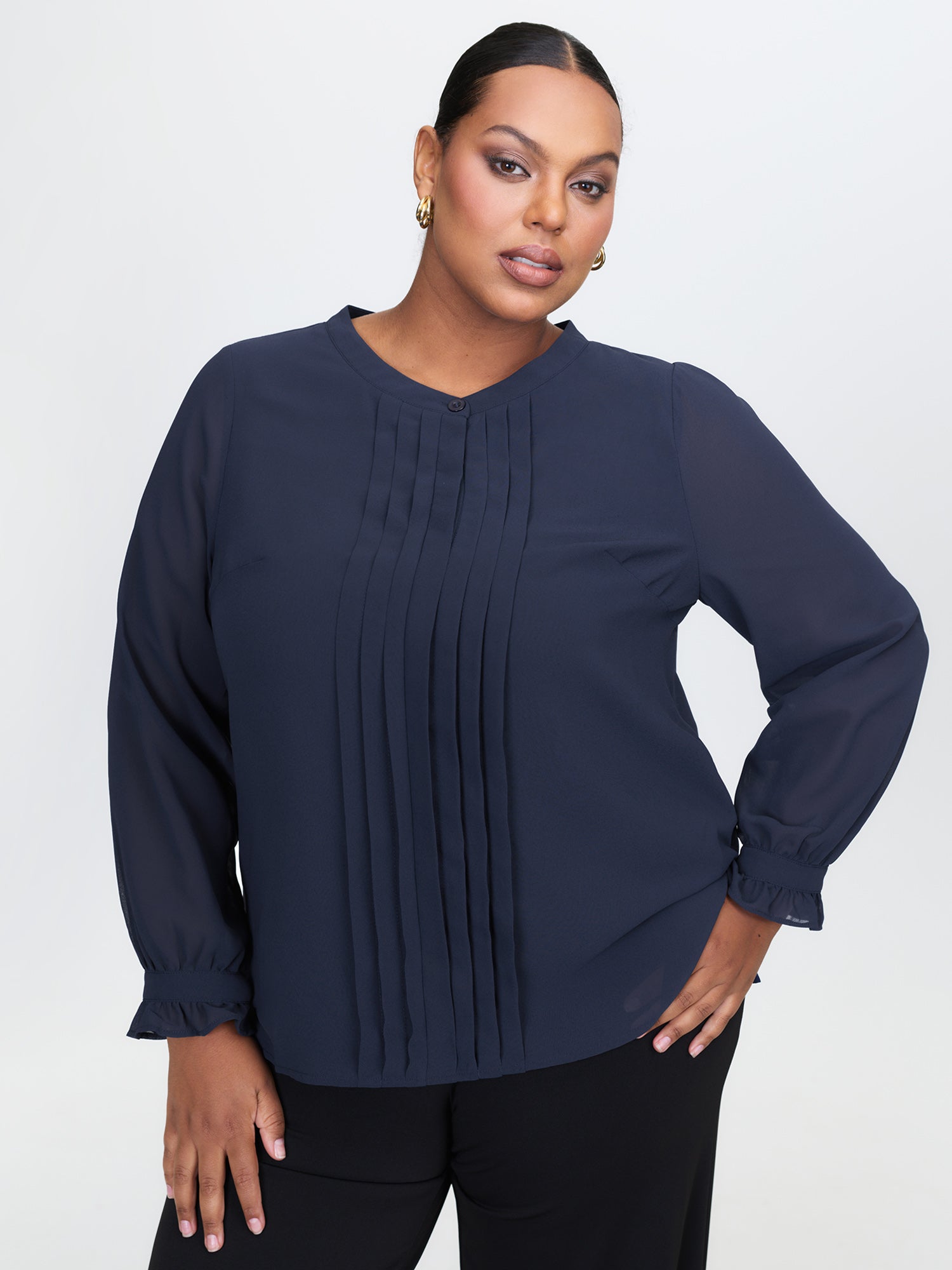 Chiffon Pleated Round Neck Blouse