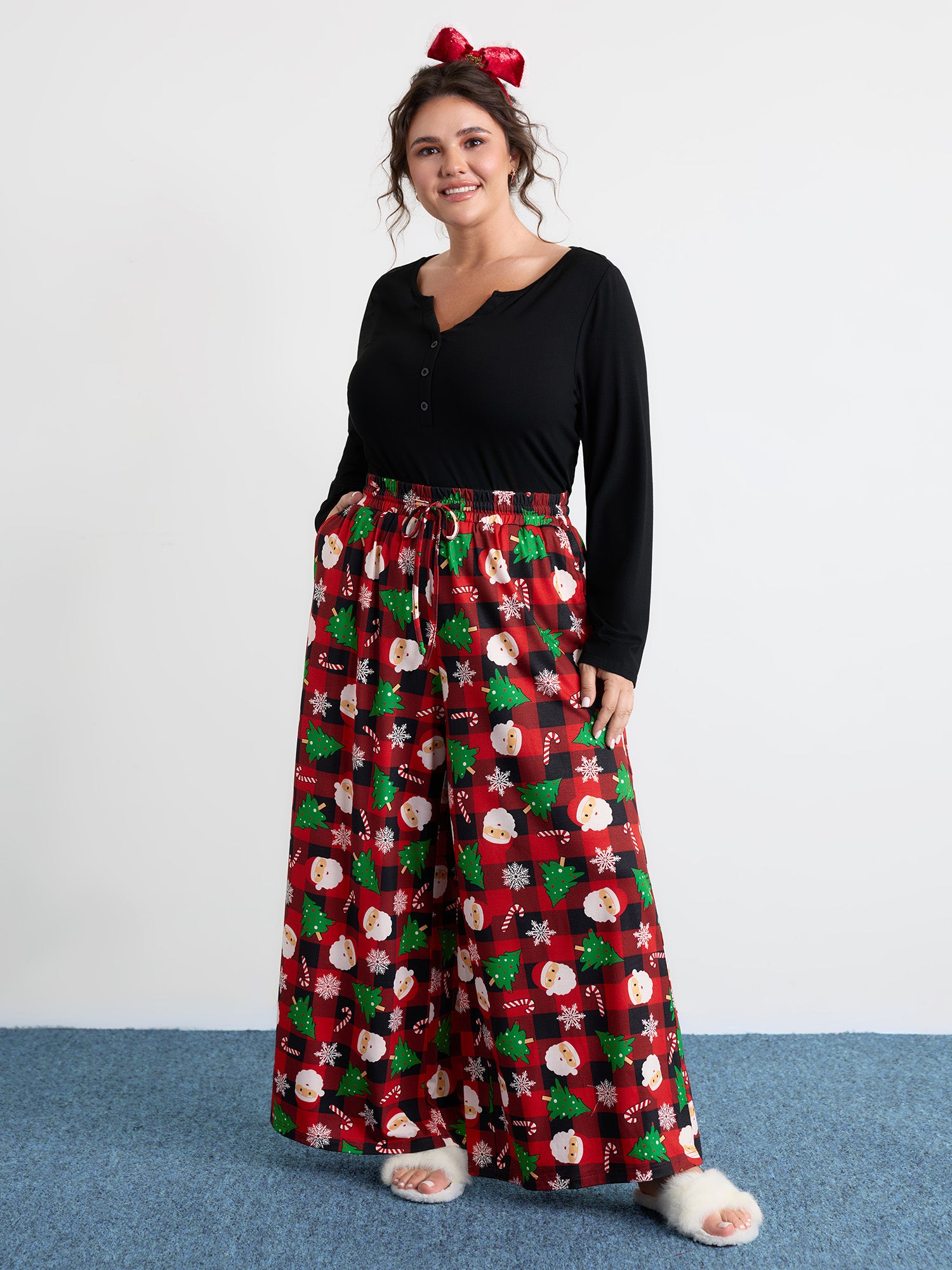 Santa Claus Christmas Wide Lounge Bottoms