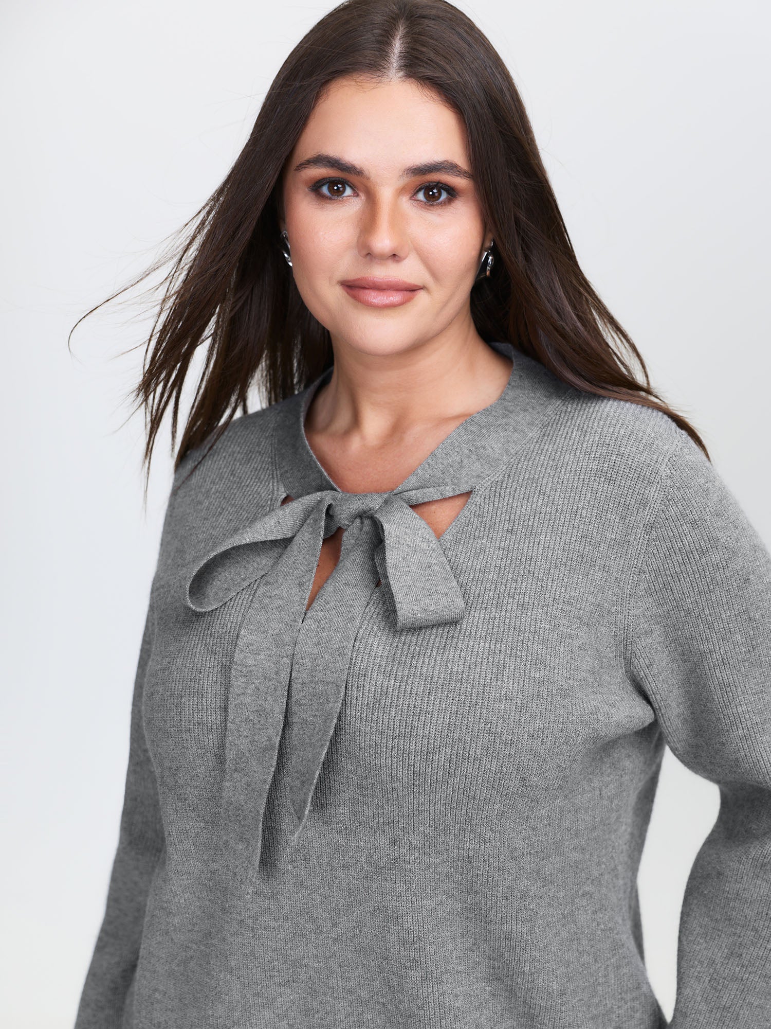 Supersoft Bowknot Neckline Ribbed Cut-Out Pullover