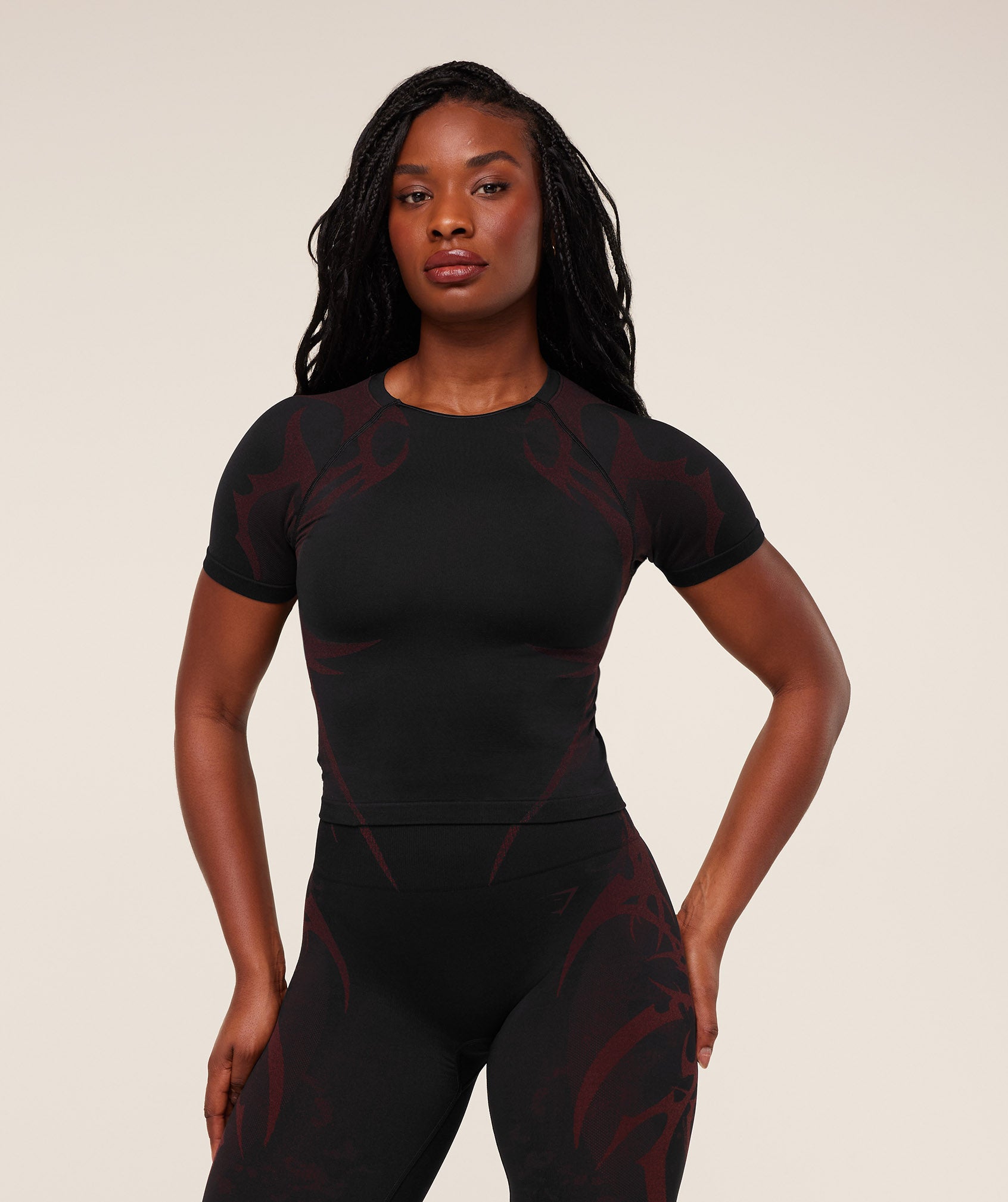 Gymshark Storm Seamless Short Sleeve Top - Black/Rich Maroon