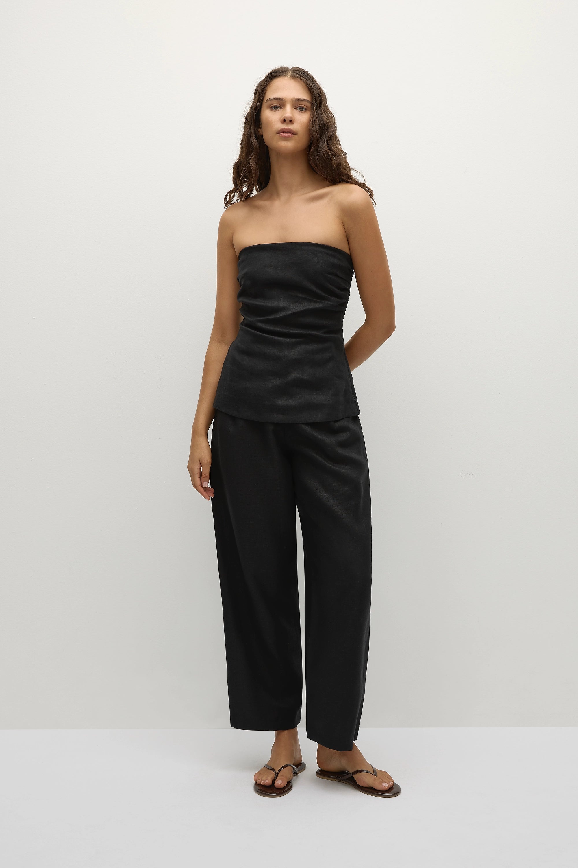 Alexa Top Black