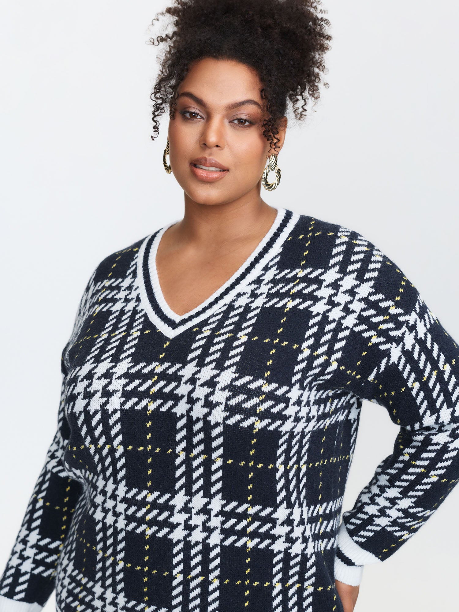 Checkered Pattern Jacquard V-Neck Pullover
