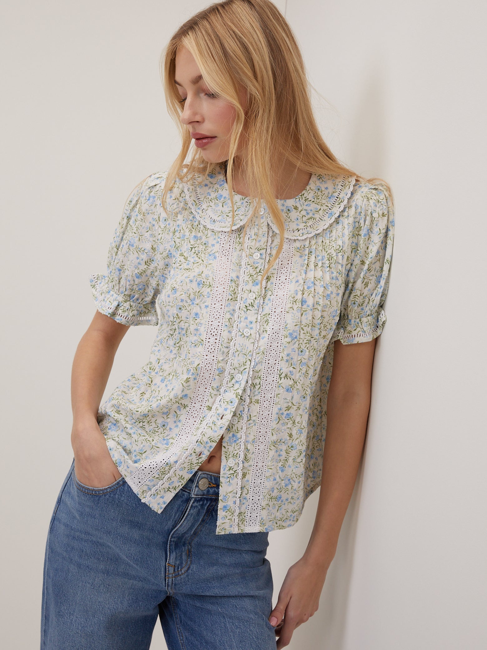 White Floral Peter Pan Blouse