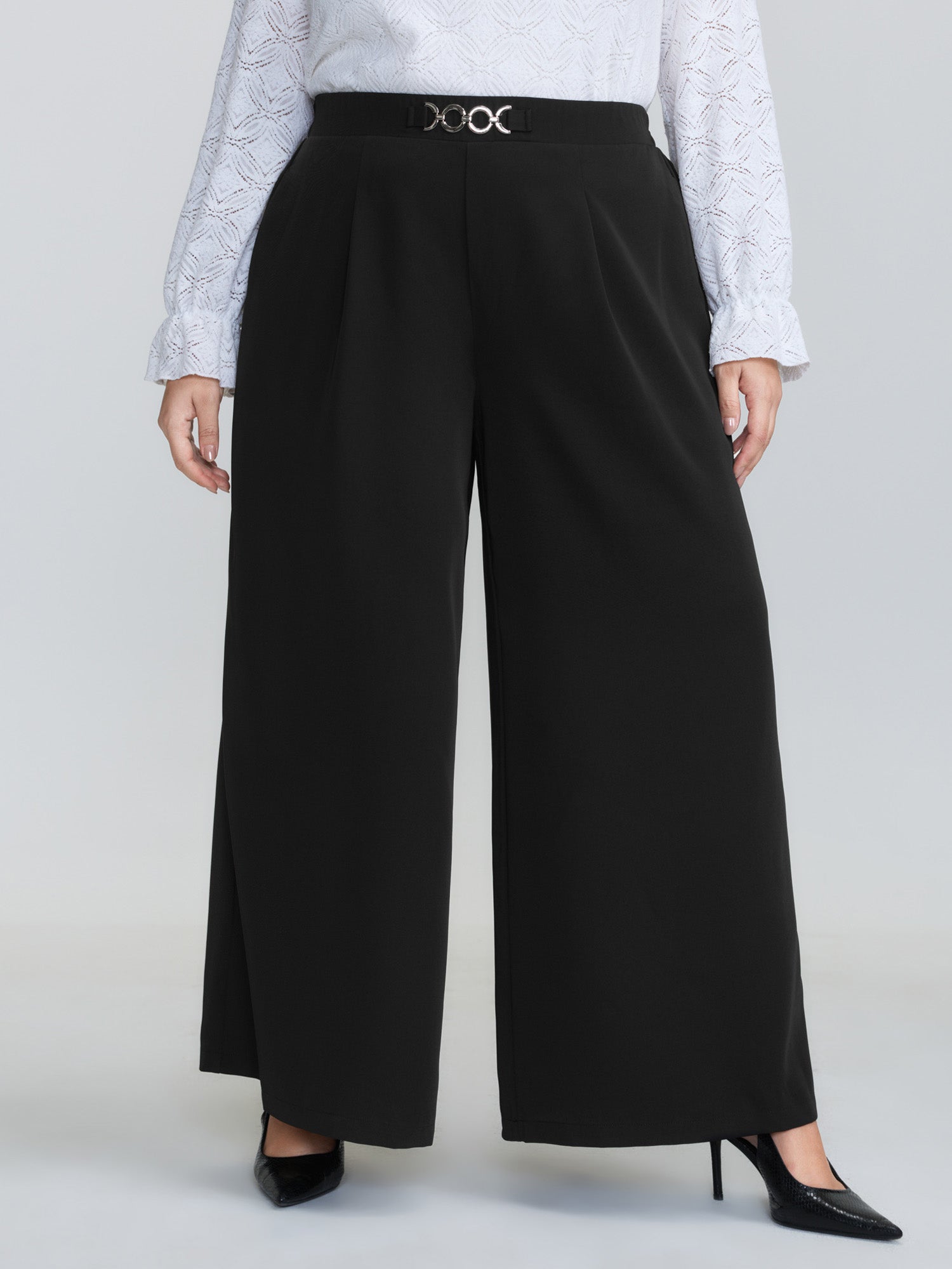 Metal Buckle Detail Wide-Leg Pants