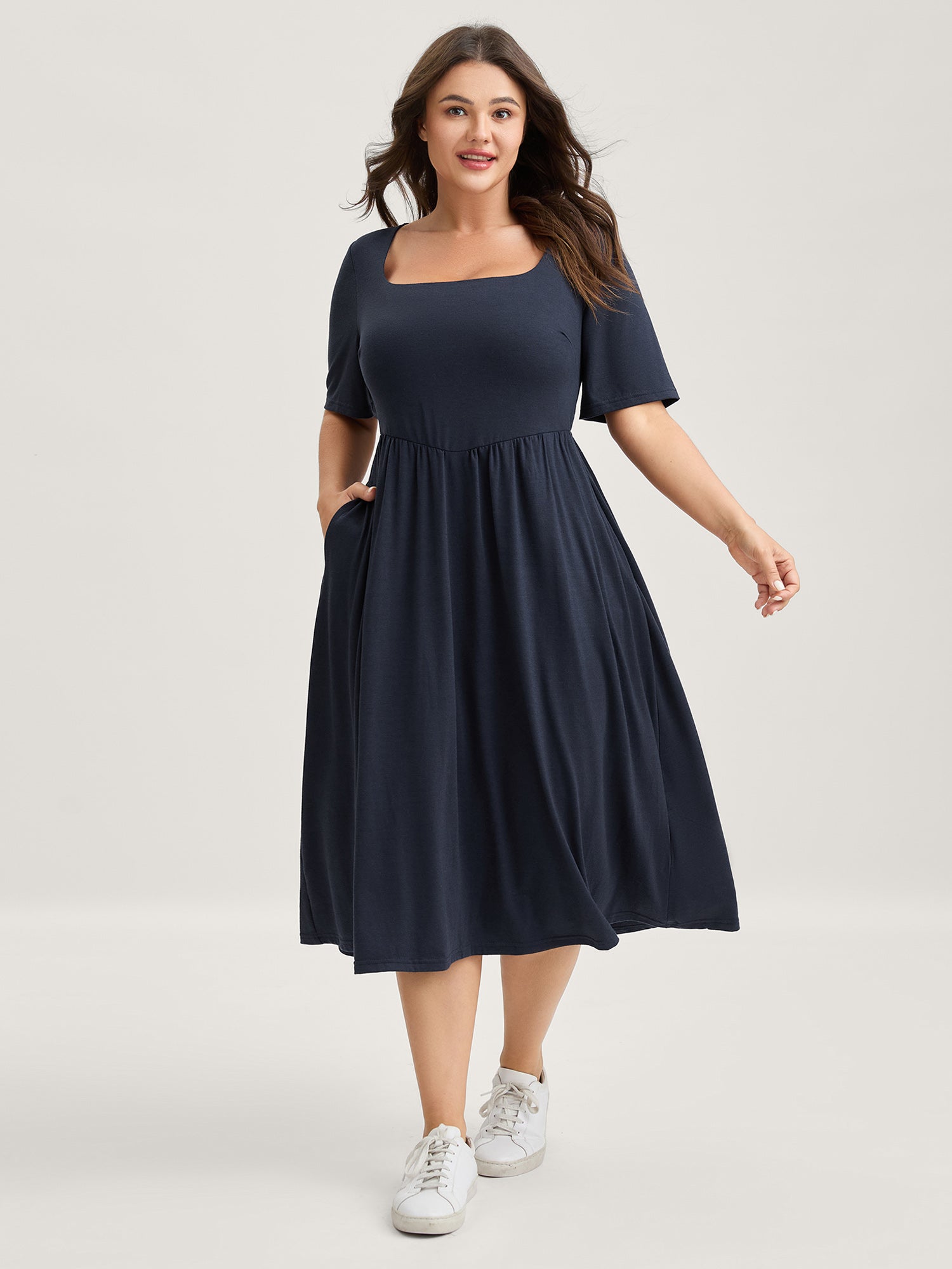 Scoop Neck Stretch Solid Pockets Midi Dress